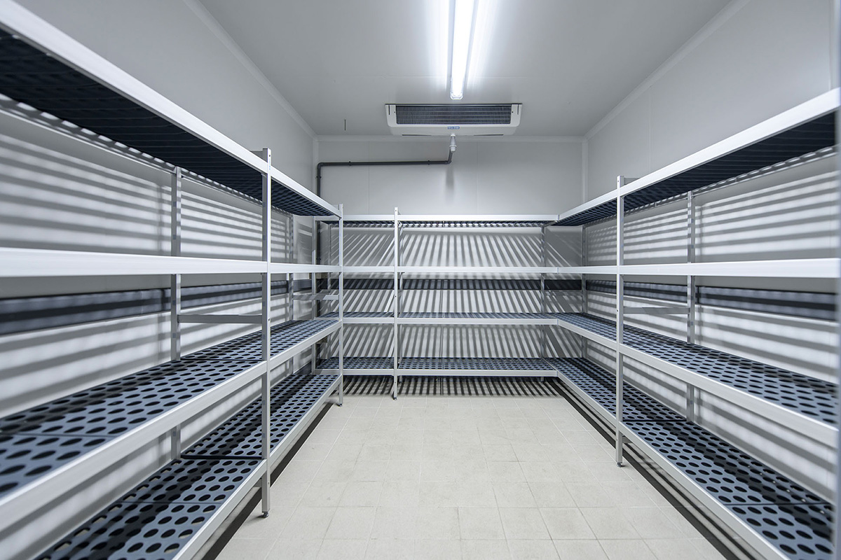 Dagard's walk-in cold rooms and refrigerated rooms